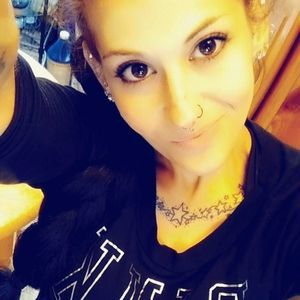 Meet your Posher, Jenna m